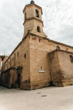 İspanya 'nın La Rioja kentindeki Saint James yolu üzerindeki Najera Köprüsü - Eylül, 2021. Yüksek kalite fotoğraf