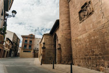 NajERA, LA RIOJA, İSPAN - 2021 Santa Maria la Real manastırı Najera Yüksek kalite fotoğraf