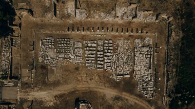 Antik Kenar Kenti. İskele. Yarımada. Hindi. Manavgat. Antalya. Türkiye 'nin en büyük amfitiyatrosu. - Evet. Yüksek kalite fotoğraf