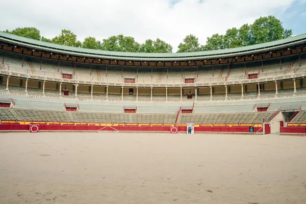 İspanyol şehri Pamplona, İspanya 'da 2021' de bir arenada. Yüksek kalite fotoğraf