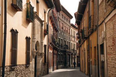 Leon, İspanya - Kasım 2021 Leon 'un sokaklarında. Yüksek kalite fotoğraf