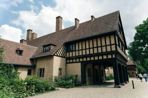 Cecilienhof Sarayı, New (Neuer) parkında, Potsdam, Almanya. Yüksek kalite fotoğraf