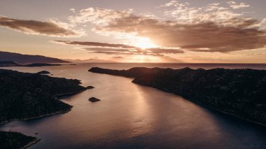 Kalekoy köyü, Kekova insansız hava aracı manzaralı. Antalya ilinin Kekova adası yakınlarındaki Bizans Kalesi. Yüksek kalite fotoğraf