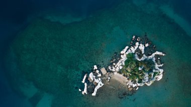 Kalekoy köyü, Kekova insansız hava aracı manzaralı. Antalya ilinin Kekova adası yakınlarındaki Bizans Kalesi. Yüksek kalite fotoğraf