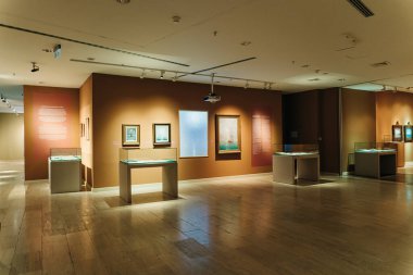 İstanbul, Türkiye - Aralık 2021: Emirgan 'daki Sakip Sabancı Müzesi binası. Yüksek kalite fotoğraf