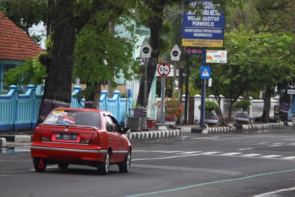 Foto Una Macchina Che Guida Autostrada Sera — Foto Stock