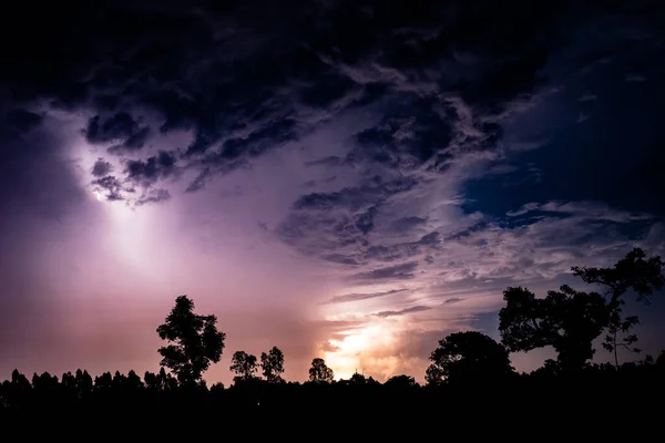 Storm Formed Night Clouds Clinging Terrifyingly — Fotografia de Stock
