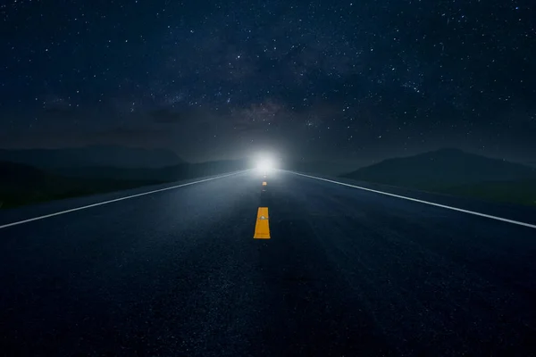 Geceleri güzel asfalt yollar