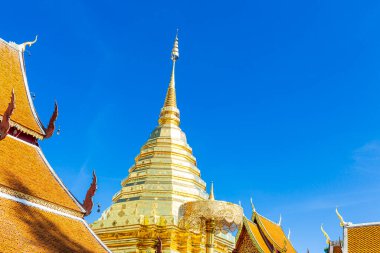 Wat Phra Doi Suthep, Tayland 'ın Chiang Mai eyaletinde yer alan bir Budist tapınağıdır. Asya seyahati.