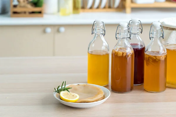 Kombucha Superfood Probiotic Beverage Glass Natural Kombucha Fermented Tea Beverage — Foto de Stock