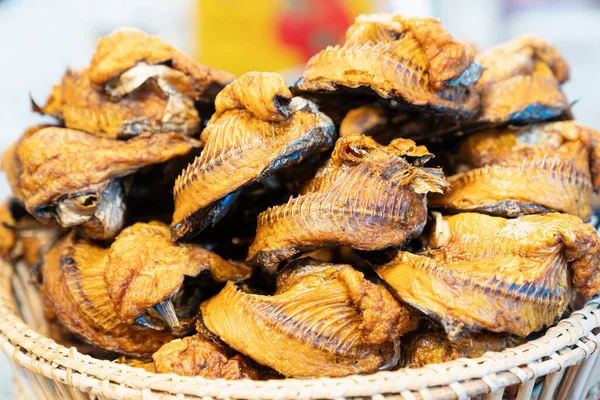 Pesce Essiccato Cucinare Mercato Pesce Essiccato Prodotti Ittici Sul Mercato — Foto Stock