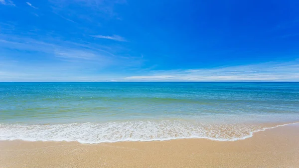 Prachtige Oceaan Landschap Zee Zandstrand Paradijs Buiten Natuur Het Hoogseizoen — Stockfoto