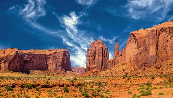 Klippor Monument Valley Vilda Västern Regn Gud Mesa — Stockfoto