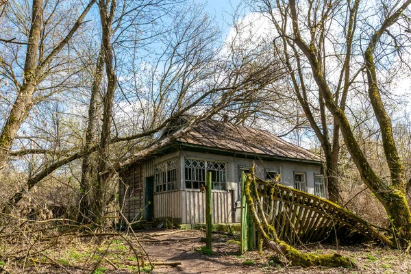 Oud Verlaten Landhuis Uitsluitingszone Gevolgen Van Nucleaire Ramp Tsjernobyl — Stockfoto