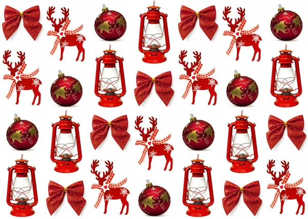传统的红色圣诞装饰品与白色背景隔离 — 图库照片