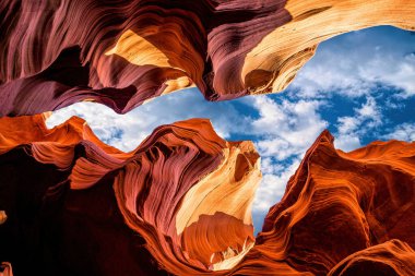 Arizona, Antilop Kanyonu 'ndaki kumtaşı kayalıkları.