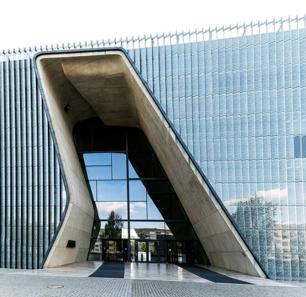 Varşova Polonya Yahudileri Tarihi Müzesi