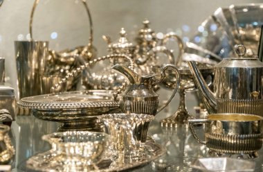 Gümüş ve bronz eski sofra takımı