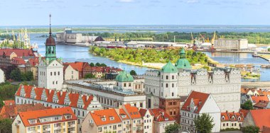 Szczecin, Polonya 'daki Eski Şehir ve Oder Nehri