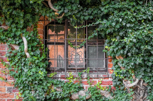 Ventana Una Antigua Casa Campo Ladrillo Inglaterra — Foto de Stock