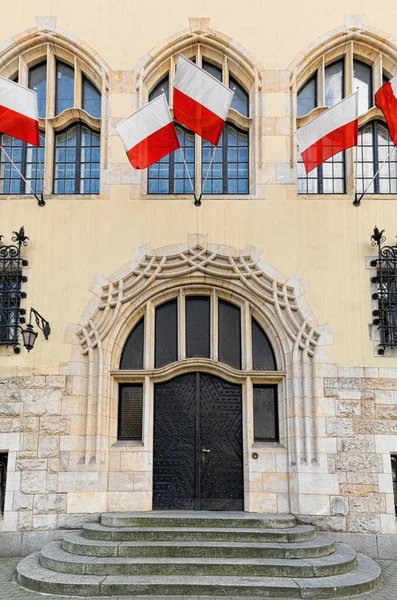 Винтажный Фасад Польские Флаги — стоковое фото