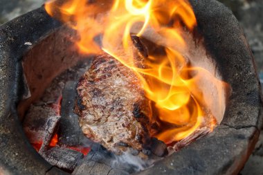 Izgara taze et ve kırmızı et hızlandırıcılardan korunuyor.