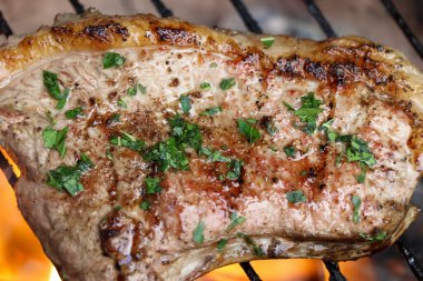 Izgara taze et ve kırmızı et hızlandırıcılardan korunuyor.