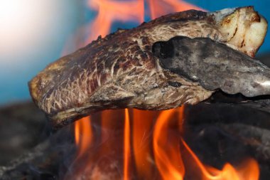 Izgara taze et ve kırmızı et hızlandırıcılardan korunuyor.