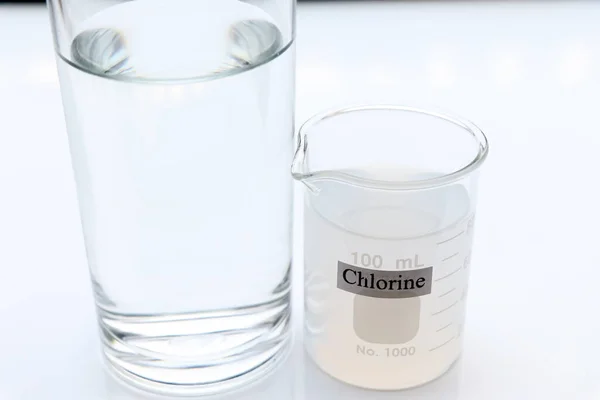 Solución Cloro Vidrio Cloro Utiliza Para Matar Bacterias Para Realizar —  Fotos de Stock