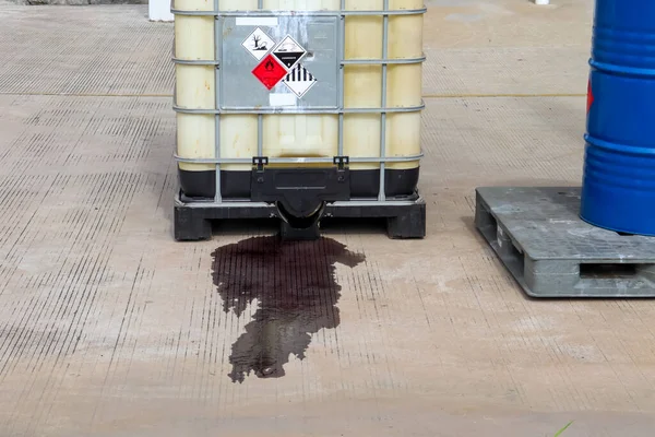 Chemicals Industry Laboratory Leak Floor Damage Environment Chemical Symbol — Stock Fotó