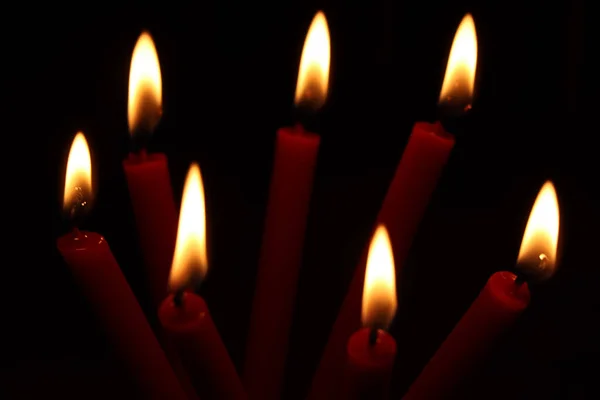 Kerzenlicht Dunkeln Kerzenlicht Hintergrund Religion Und Glaube — Stockfoto