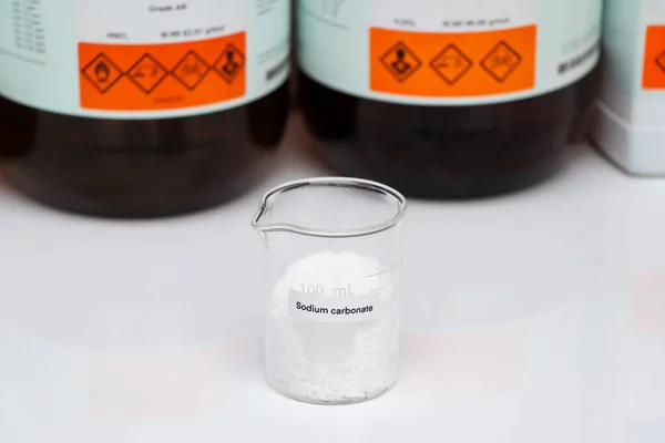 Carbonato Sodio Nel Vetro Prodotto Chimico Laboratorio Nell Industria Sostanze — Foto Stock