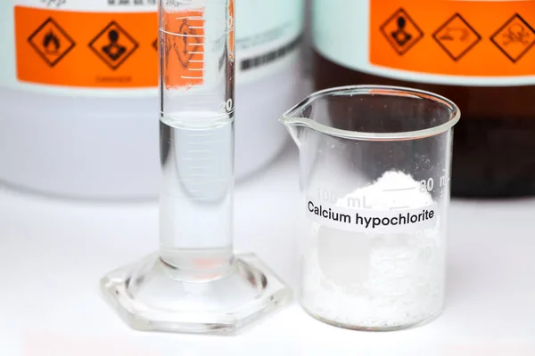 Hypochlorite Calcium Dans Verre Produit Chimique Laboratoire Dans Industrie Produits — Photo