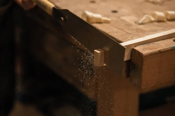 Unrecognizable Carpenter Worker Sawing Using Chisel Rasp Plank Timber Workbench — Stock Photo, Image