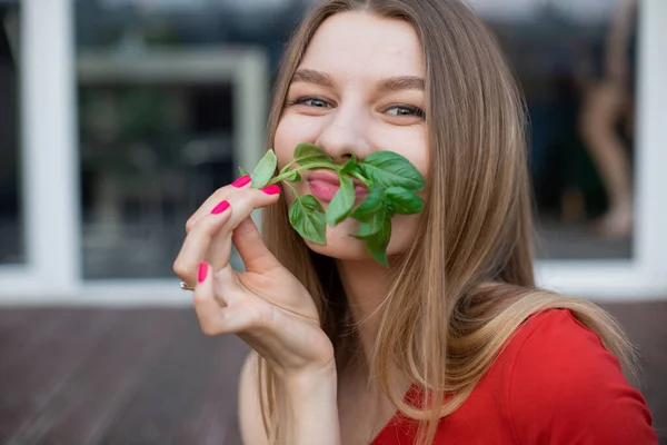 Portrait Young Smiling Good Looking Girl Long Fair Hair Wearing — Stock Photo, Image