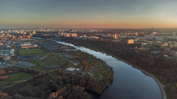 Podzimní Krajina Západu Slunce Parku Kolomenskoe — Stock fotografie