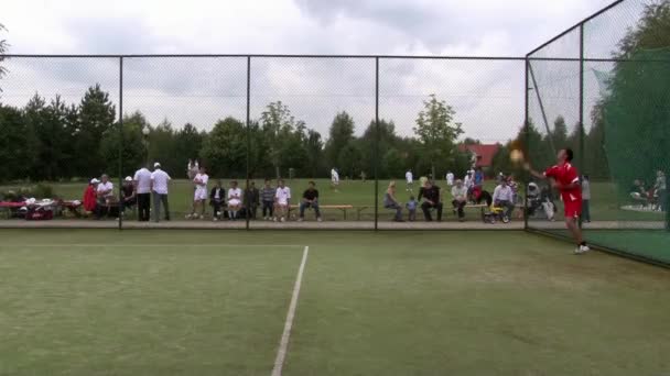 Gente en el festival internacional de la victoria y el deporte. — Vídeo de stock