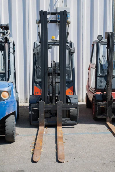 Forklifts Parked Storage Center — Stock Photo, Image