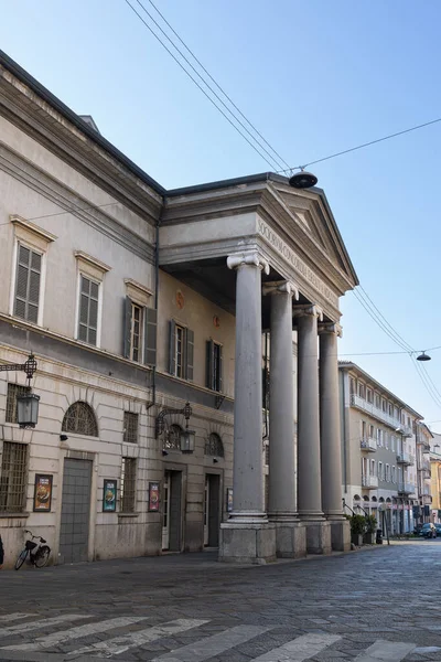 Fachada Del Teatro Ponchielli Cremona Donde Leemos Sociorum Concordia Erexit — Foto de Stock