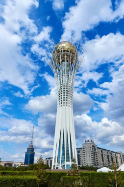 Baiterek Anıtı, ülkenin yaşam ve refah ağacı Nur-Sultan, Kazakistan - 29 Temmuz 2021
