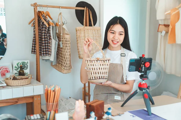 Small business owners are live streaming. Sell products to customers who come to see to buy and take orders. Check out the orders that customers order from online retailers - online shopping.