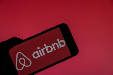 Rheinbach, Almanya 14 Aralık 2021, akıllı telefon ekranında 