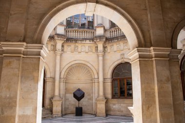 Heraklion Belediye Sarayı 'nın iç avlusu.