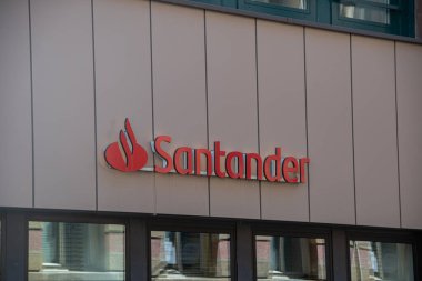 Hamburg, Almanya 23 Haziran 2022, Hamburg 'daki bir şubenin önündeki 