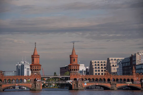 Berlín Alemania Junio 2022 Puente Oberbaum Berlín Con Spree — Foto de Stock