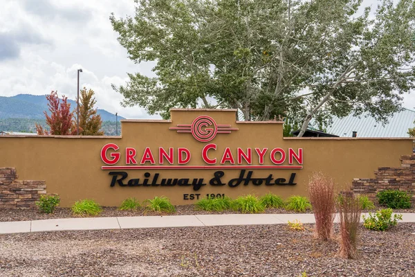 Williams, AZ - 29 Eylül 2021 Grand Canyon Demiryolu ve Otel için imza..