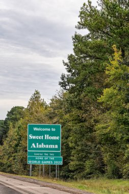 Tatlı Ev Alabama 'ya hoş geldiniz, Vali Kay Ivey, 2022 Dünya Oyunları' nın merkezi.