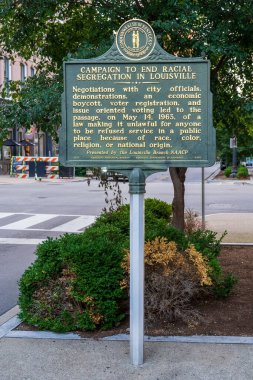 Louisville, KY - 10 Eylül 2021: Louisville 'deki ırkçı ayrımcılığı sona erdirme kampanyası 1963' te bir ayrımcılık karşıtı yasanın çıkarılmasına yol açtı..