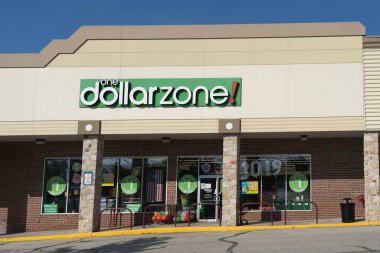 Doğu Norriton, PA - 3 Eylül 2019: 1 dolar bölgesi! Amerika Birleşik Devletleri 'nin kuzeydoğusunda mağazaları olan bağımsız bir aile şirketi..