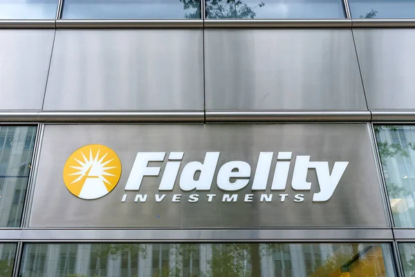 华盛顿特区 2022年9月8日 富达投资公司 Fidelity Investments 是一家美国跨国金融服务公司 总部位于马萨诸塞州波士顿 — 图库照片